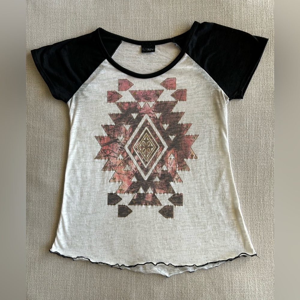 Daytrip Black and White Aztec Print Tee